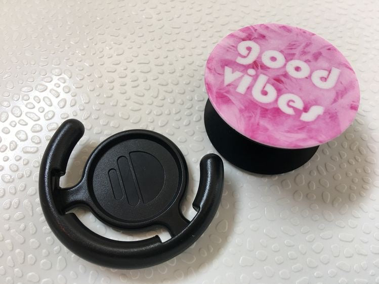 GOOD VIBES POP SOCKET